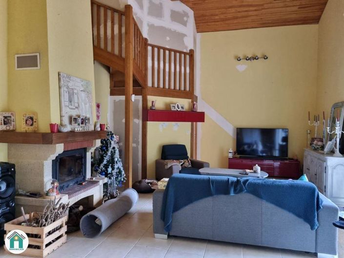 Image No.9-4 Bed House for sale