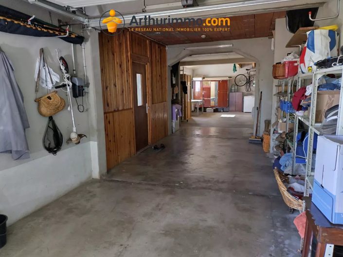 Image No.18-3 Bed House for sale