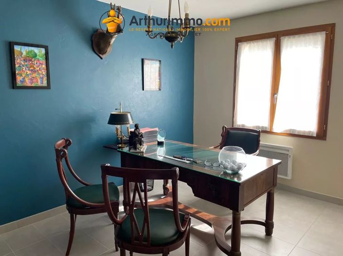 Image No.18-4 Bed House for sale