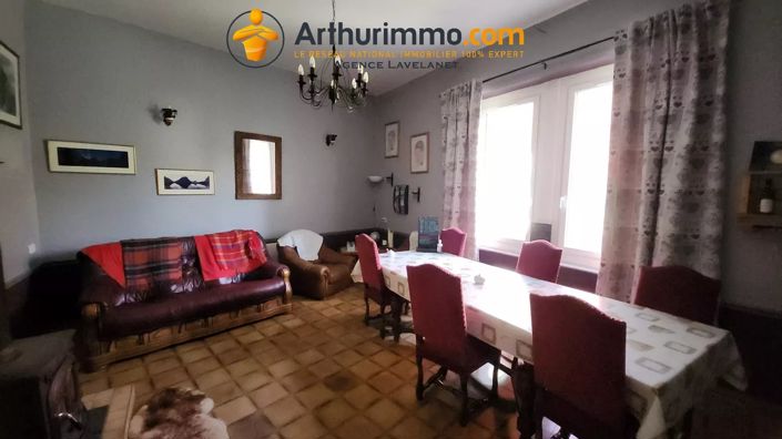 Image No.19-5 Bed House for sale