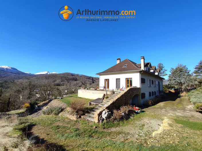 Image No.3-8 Bed House for sale