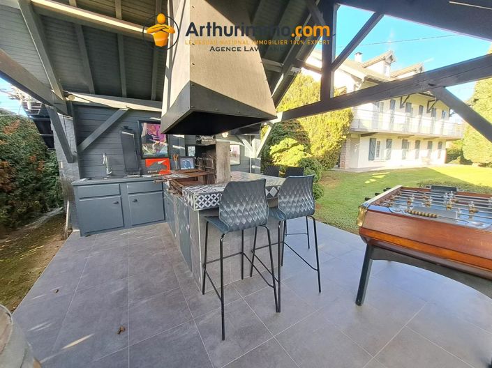 Image No.12-6 Bed House for sale
