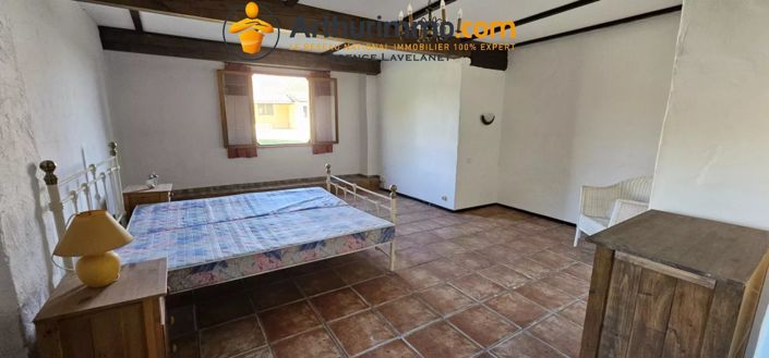 Image No.29-6 Bed House for sale