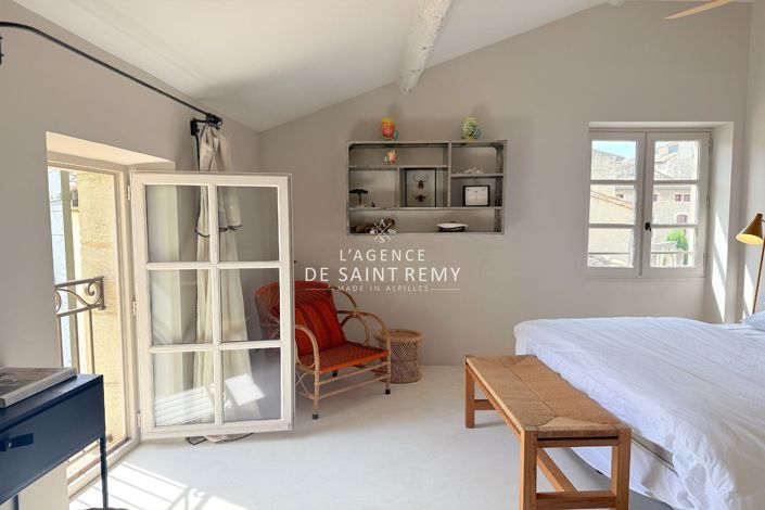 Image No.6-4 Bed House for sale