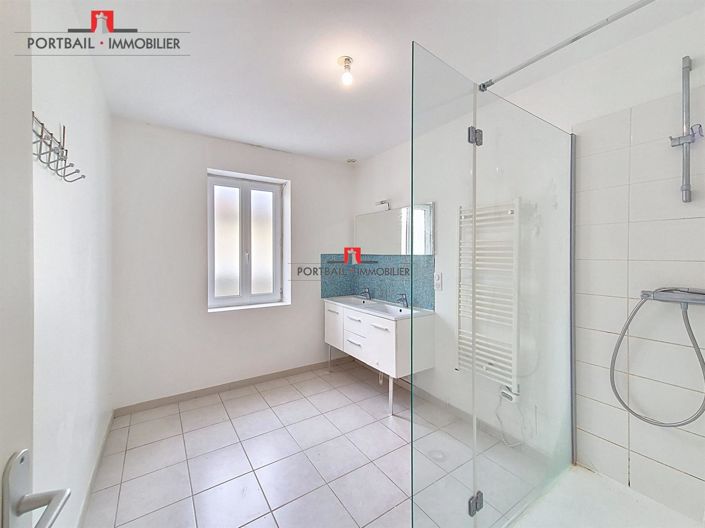 Image No.4-2 Bed House for sale