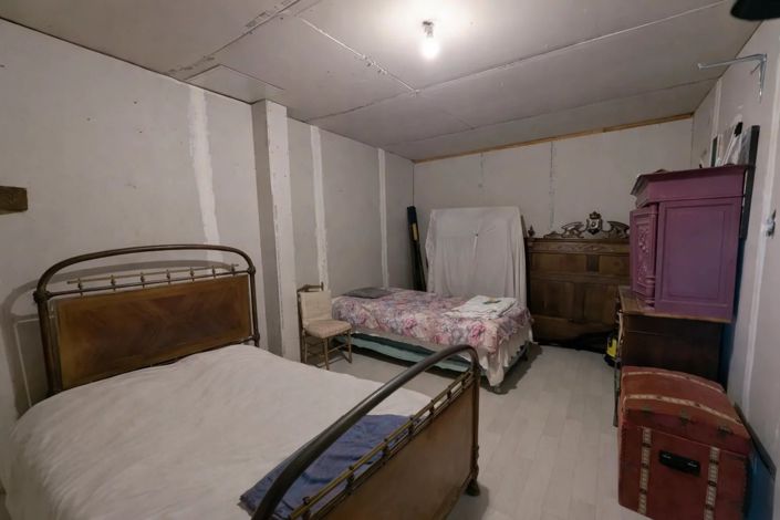 Image No.11-4 Bed House for sale