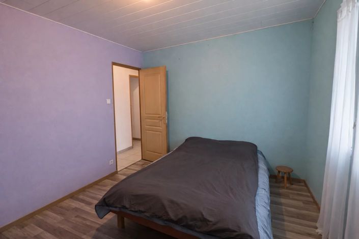 Image No.14-4 Bed House for sale