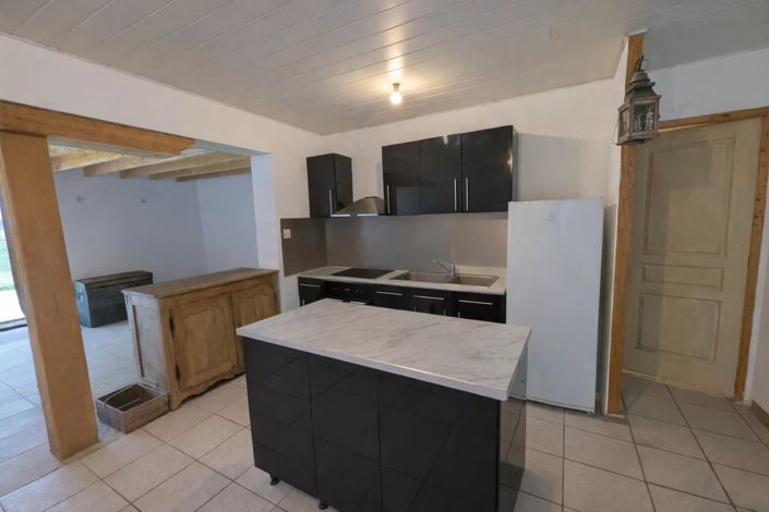 Image No.5-4 Bed House for sale