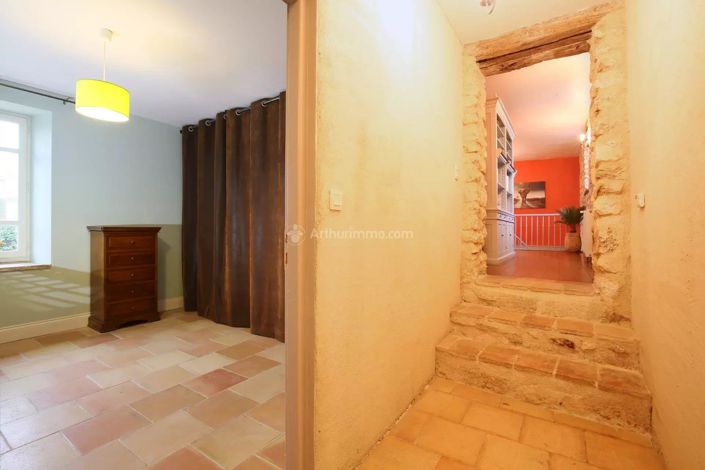 Image No.15-7 Bed House for sale