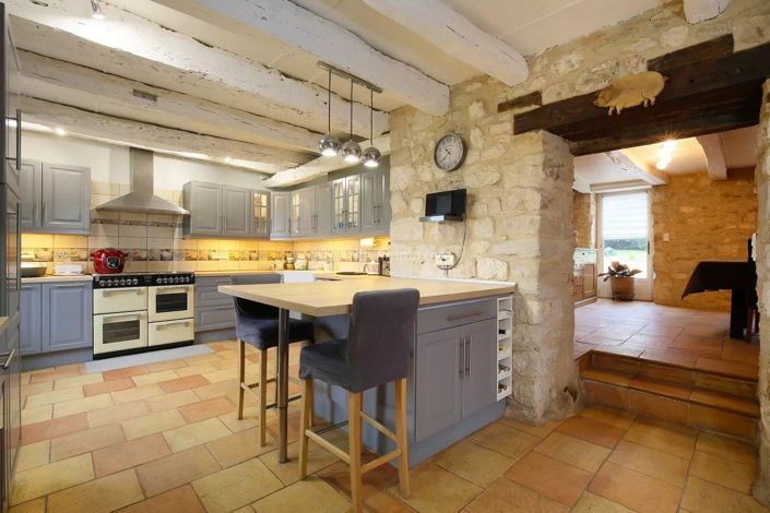 Image No.3-7 Bed House for sale
