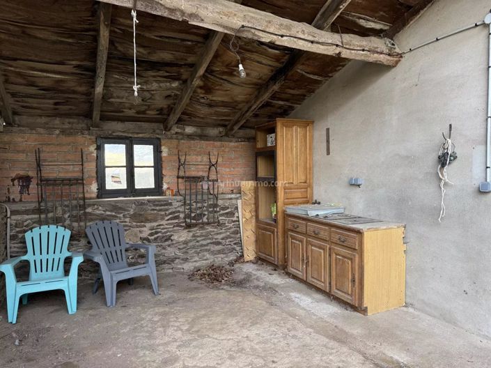 Image No.21-6 Bed House for sale