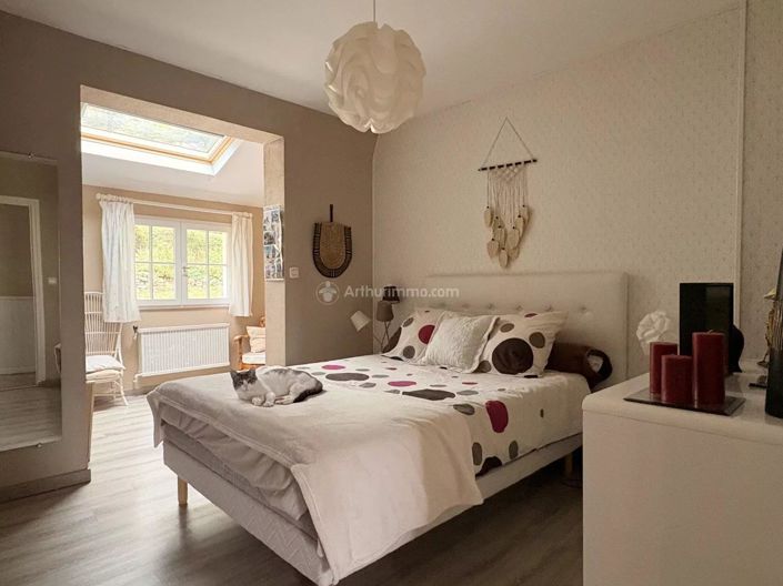 Image No.6-4 Bed House for sale