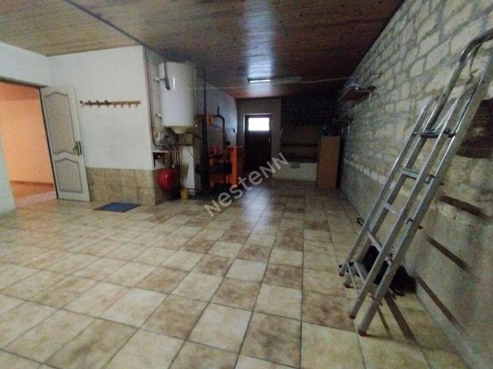 Image No.9-3 Bed House for sale