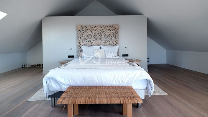 Image No.29-6 Bed Property for sale