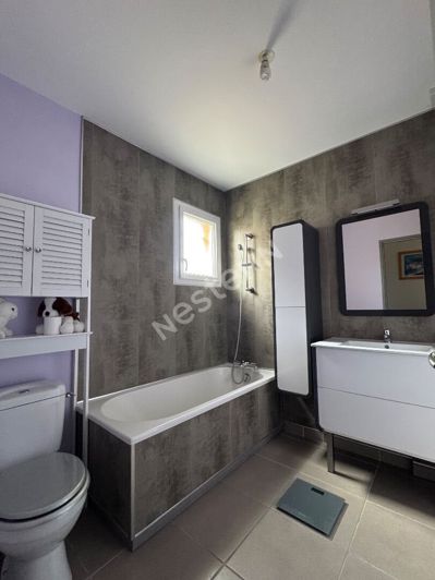 Image No.9-3 Bed House for sale