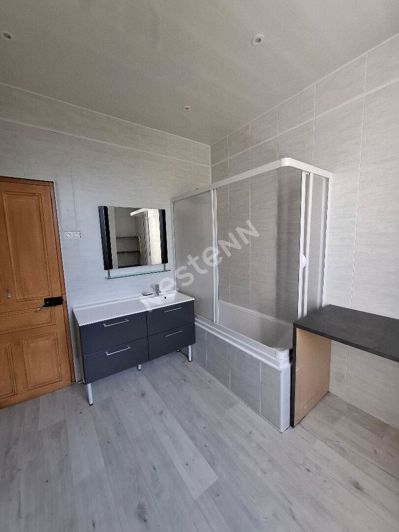 Image No.15-7 Bed House for sale