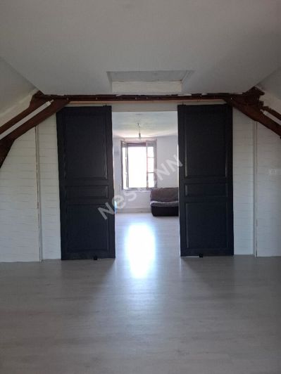 Image No.19-7 Bed House for sale
