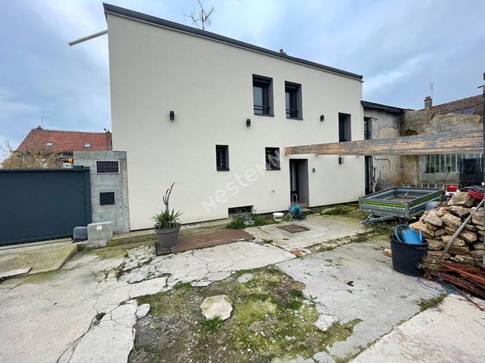 Image No.18-5 Bed House for sale