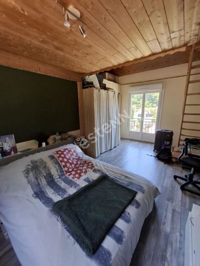 Image No.3-3 Bed House for sale