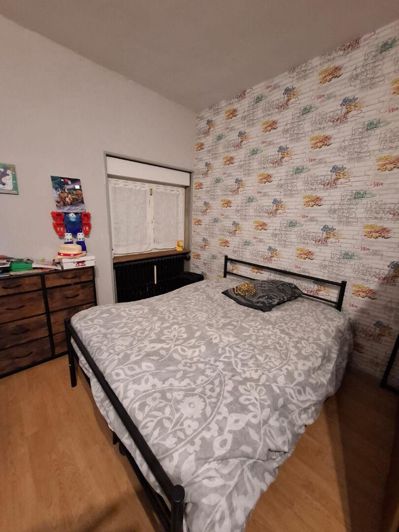Image No.10-3 Bed House for sale