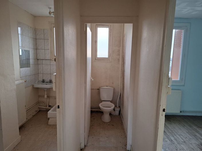 Image No.7-2 Bed Apartment for sale