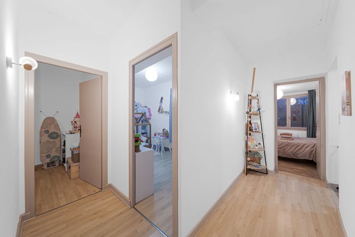 Image No.7-2 Bed House for sale