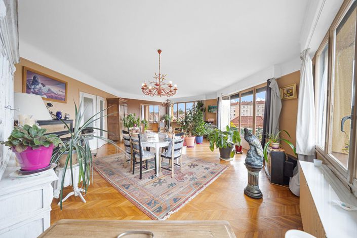 Image No.5-3 Bed Apartment for sale
