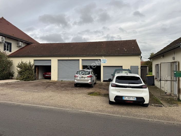 Image No.12-5 Bed House for sale
