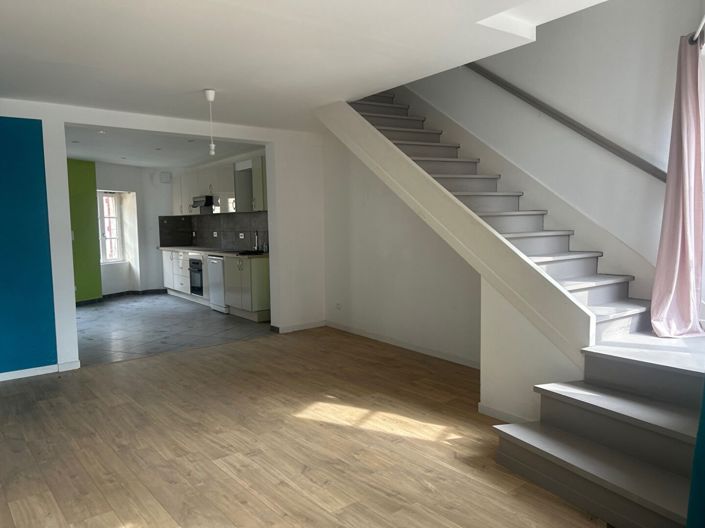 Image No.3-3 Bed House for sale