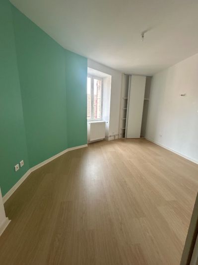Image No.5-3 Bed House for sale