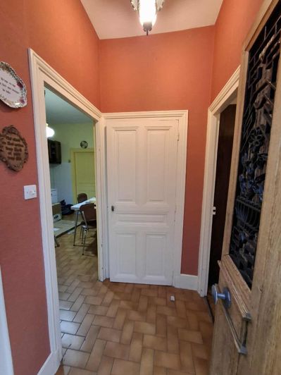 Image No.16-6 Bed House for sale