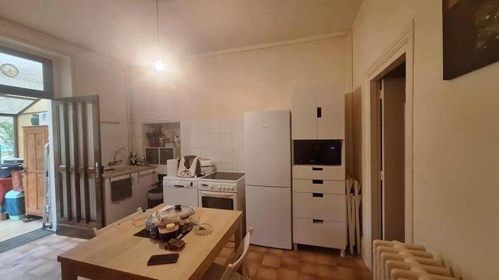 Image No.5-6 Bed House for sale
