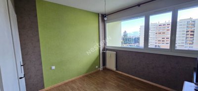 awil6qc7r2l89y8j6