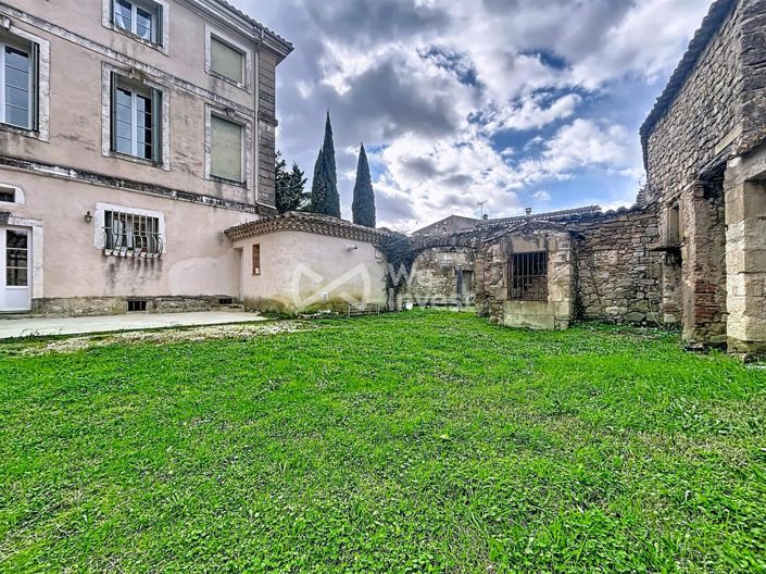 Image No.27-12 Bed Property for sale