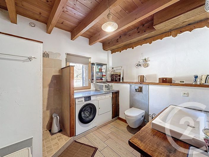 Image No.14-6 Bed House for sale
