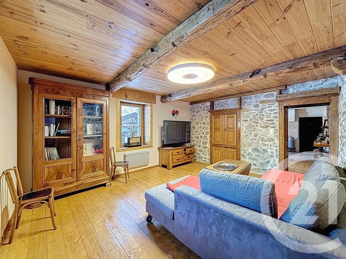 Image No.15-6 Bed House for sale