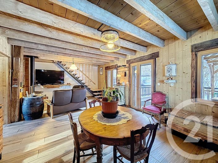 Image No.5-6 Bed House for sale