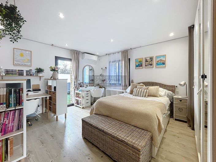 Image No.11-4 Bed House for sale