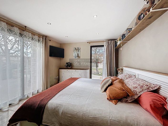 Image No.7-4 Bed House for sale