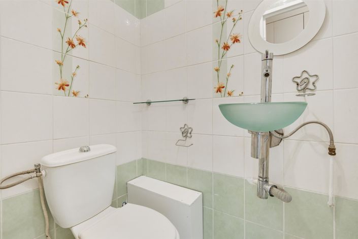 Image No.12-2 Bed Apartment for sale