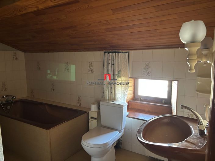 Image No.16-4 Bed House for sale