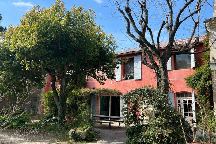 Image No.6-7 Bed House for sale