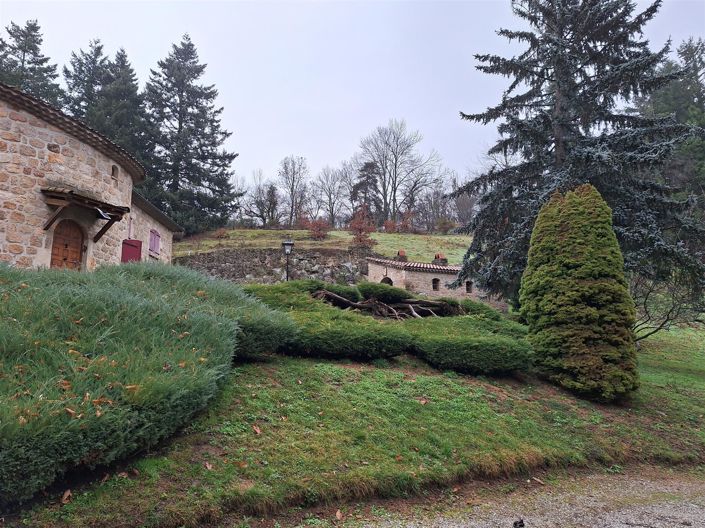 Image No.14-7 Bed House for sale