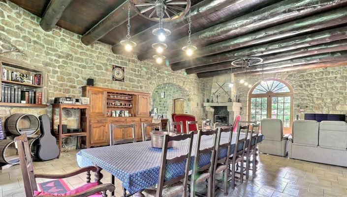 Image No.19-7 Bed House for sale