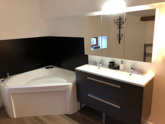 Image No.23-7 Bed House for sale