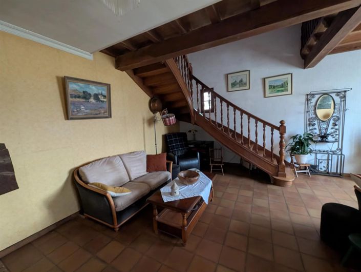 Image No.12-4 Bed House for sale