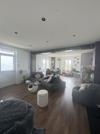 Image No.2-3 Bed House for sale