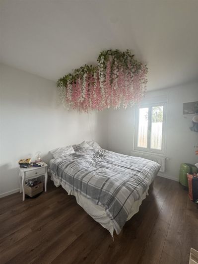 Image No.6-3 Bed House for sale