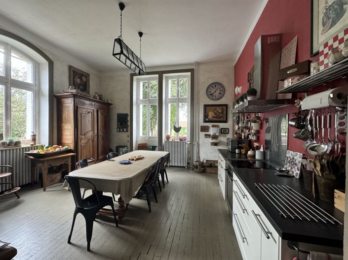 Image No.5-7 Bed House for sale