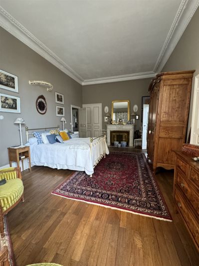 Image No.9-7 Bed House for sale